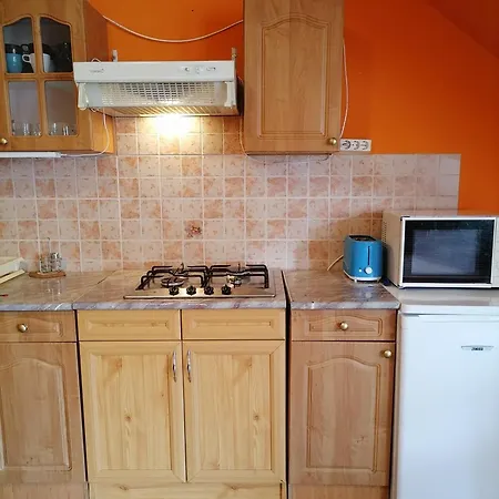 Boerzsoeny Kapuja Vendeghaz Zebegeny