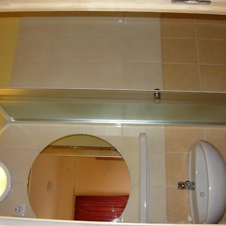 Boerzsoeny Kapuja Vendeghaz Zebegény