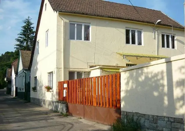 Börzsönykapuja Vendégház Zebegény