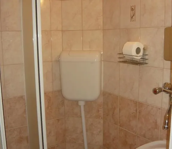 Börzsönykapuja Vendégház * Zebegény